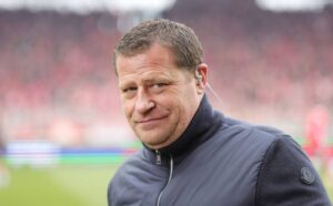 Новини спорту - Cпортдир Баварії спростував бажання клубу відпустити свою легенду