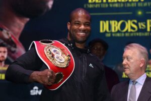 Новини спорту - IBF призначила обов'язковий захист Дюбуа у разі зриву бою з Усиком
