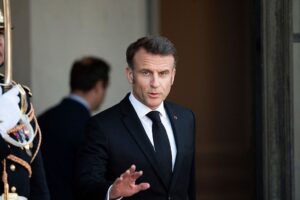 Новини політики - Макрон назвав умову для зняття санкцій з Росії