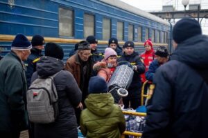 Новини України - На Донеччині посилять примусову евакуацію родин з дітьми
