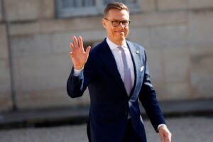 Новини світу - Стубб після зустрічі з Трампом: Терпіння США щодо Росії добігає кінця
