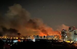 Без категорії - У Дніпрі – відразу кілька пожеж через атаку дронів