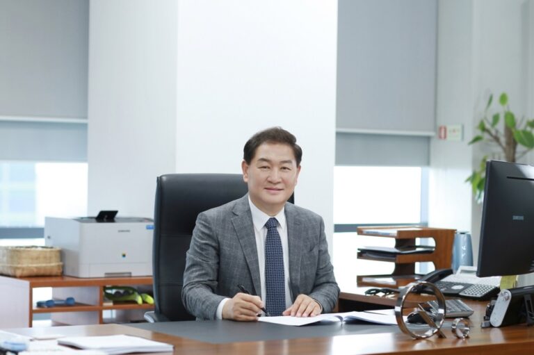 Віце-президент Samsung помер напередодні великої презентації