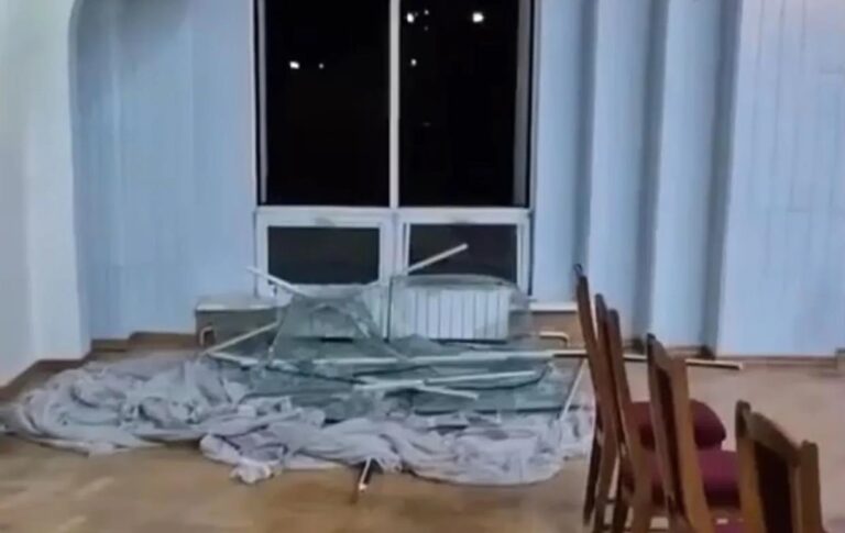 Атака на Київ: пошкоджена будівля Центрального палацу одружень