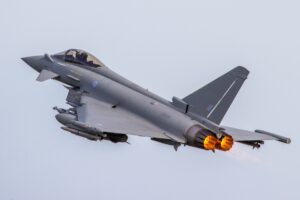 Новини світу - Британські винищувачі двічі перехопили російські літаки над Балтикою