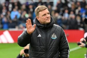 Новини спорту - Едді Гау знову очолив клуб після госпіталізації