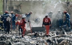 Новини Києва - Кількість жертв ракетного удару в Києві зросла