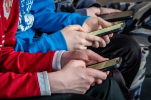 Новини України - Масштабний збій в Україні стався через аварію в дата-центрі De Novo
