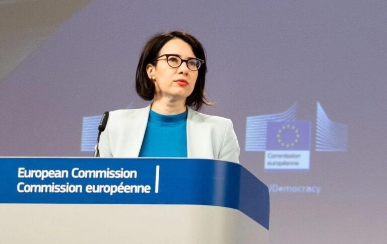 Росія показує “повну неповагу” до переговорів – ЄC