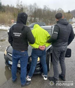 Новини України - Схеми для ухилянтів: поліція провели 200 обшуків