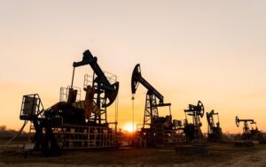 Новини бізнесу - Ціна нафти за місяць впала найбільше за три роки
