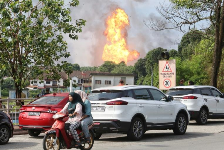 У Малайзії стався потужний вибух газопроводу