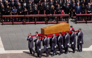 Новини світу - У Римі завершено поховання Папи Франциска