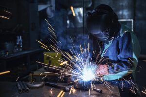 Новини світу - В Росії скаржаться на глобальну нестачу робочих