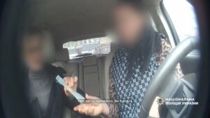 Організували втечу з військових частин і переправляли за кордон: поліція ліквідувала злочинну групу