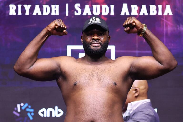 Баколе оцінив перспективи Дюбуа у поєдинку з Усиком