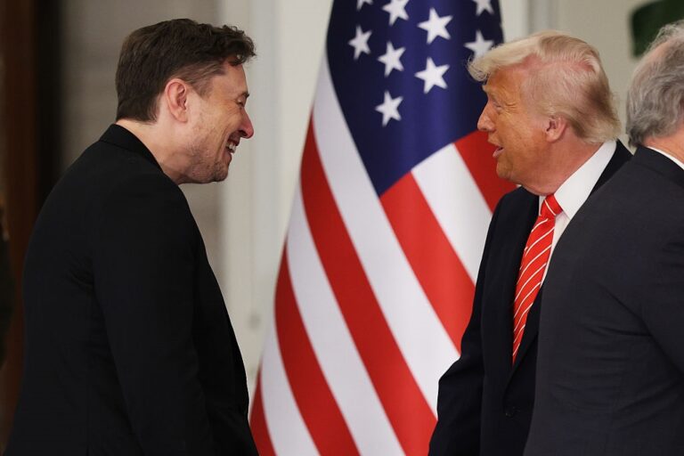 Маск йде. Розчарувався в Трампі?