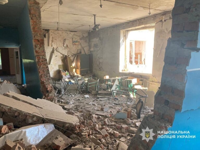 Росіяни атакували дронами школу на Чернігівщині