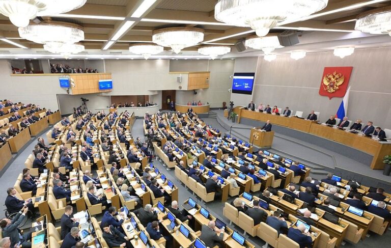 У Росії схвалили збільшення дефіциту держбюджету утричі