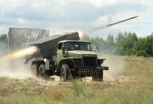 Новини України - ЗСУ показали, як дронами знищили російський Град