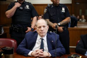 Новини культури - Гарві Вайнштейна визнали винним у сексуальному злочині