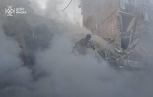 РФ вдарила по Києву ракетою з касетними боєприпасами