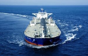 Японія вперше отримала російську нафту на підсанкціонному танкері