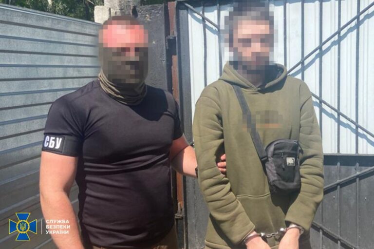 Затримали поплічників РФ, які вчиняли диверсії на УЗ та палили авто ЗСУ
