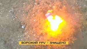 🤞❌ “ФЕНІКС” знищує гармату ворога, відмінусовує піхоту — бойова робота прикордонного підрозділу