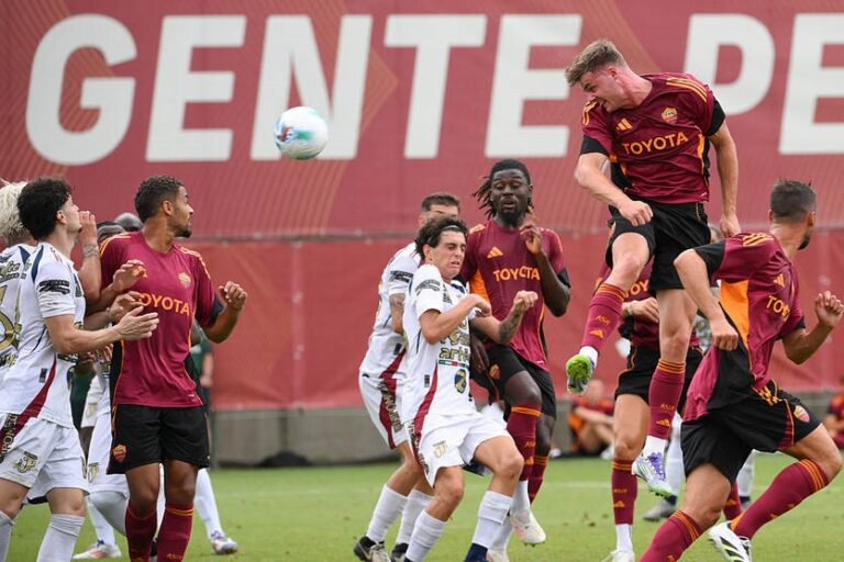 Без Довбика: новачок Роми оформив покер у товариському матчі