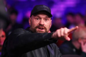 Бив би в одні ворота: Ф’юрі помріяв про бій із Дюбуа, якби він відбувся