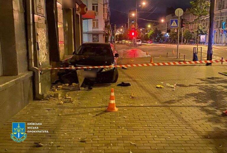 ДТП за участі працівника прокуратури: постраждала померла