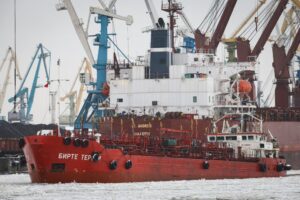 Експорт нафти з Росії обвалився до мінімуму з лютого – ЗМІ