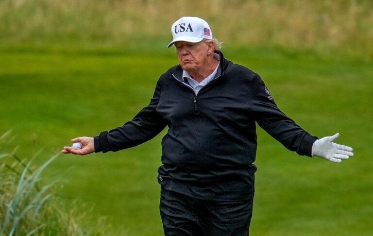 Трамп зробив заяву щодо контактів з Путіним