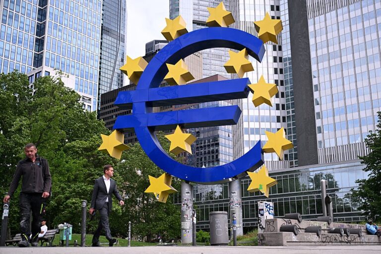Європарламент проголосував за вступ Болгарії до єврозони