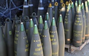 FT: Європа рекордно нарощує оборонні потужності