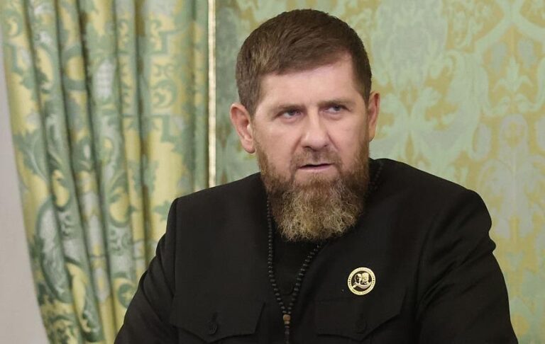 Кадиров призначив на керівні посади в Чечні 80 родичів – ЗМІ