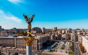 Киян попередили про обмеження руху: в чому причина