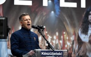 Лідер опозиції Угорщини звинуватив РФ у втручанні у вибори