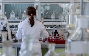 Нова універсальна вакцина від раку показала ефективність у мишей