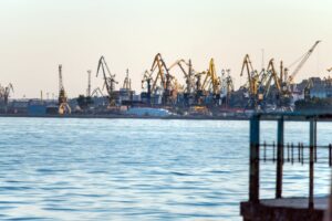 Росія “відкрила” окуповані порти Маріуполя і Бердянська