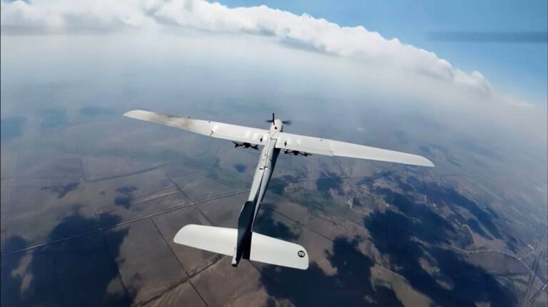 Російські безпілотники Орлан стали носіями FPV-дронів