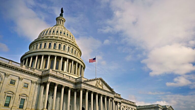 Сенатори США запропонували $5,46 млрд для України