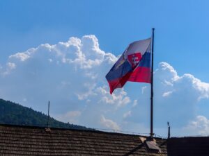 Словаччина відновила туристичні візи росіянам