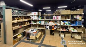 У Дніпрі викрили схему продажу фейкових гаджетів відомого бренду