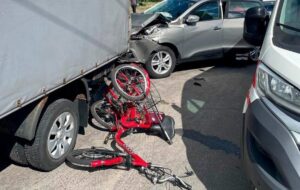 У Києві в ДТП загинув керманич триколісного велосипеда