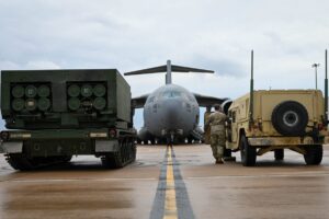 Єдиний вихід: США готуються постачати Україні зброю по-новому