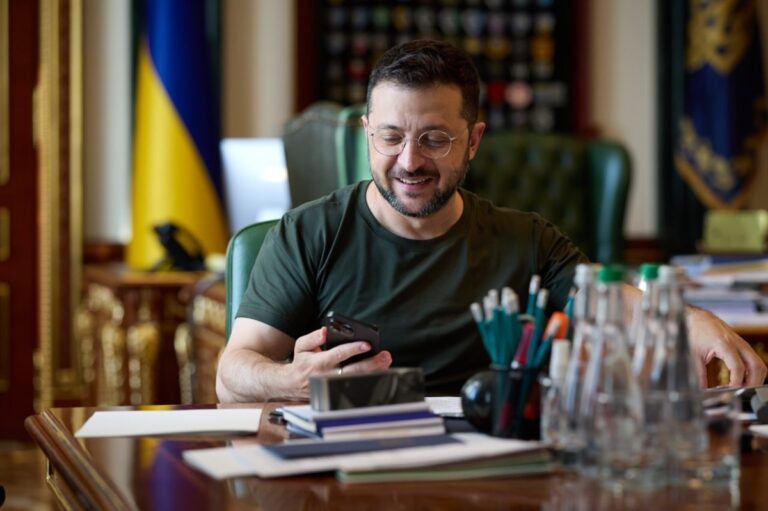 Зеленський обговорив із Рютте постачання зброї