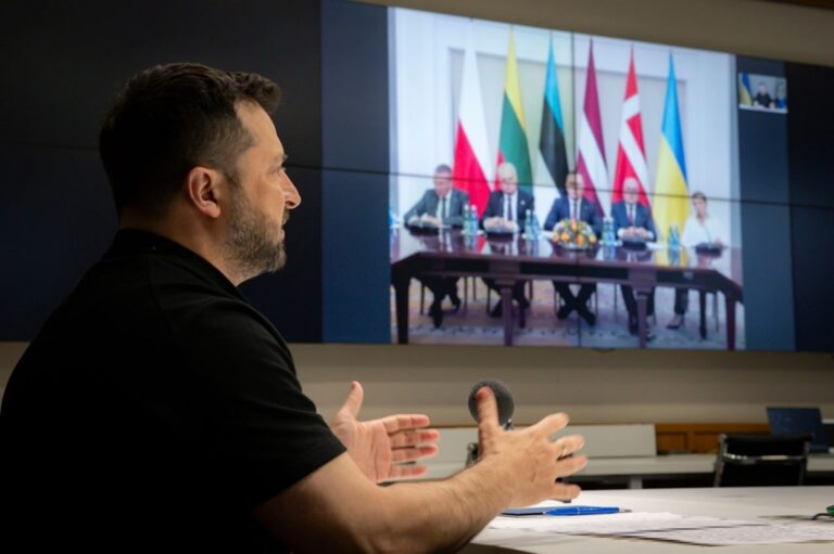 Зеленський радився з Навроцьким та лідерами ЄС