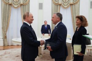 ЗМІ: Путін готує обмежене перемир’я у війні